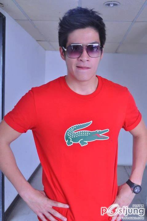 อาเล็ก  ธีรเดชจ๋า ฟินๆ