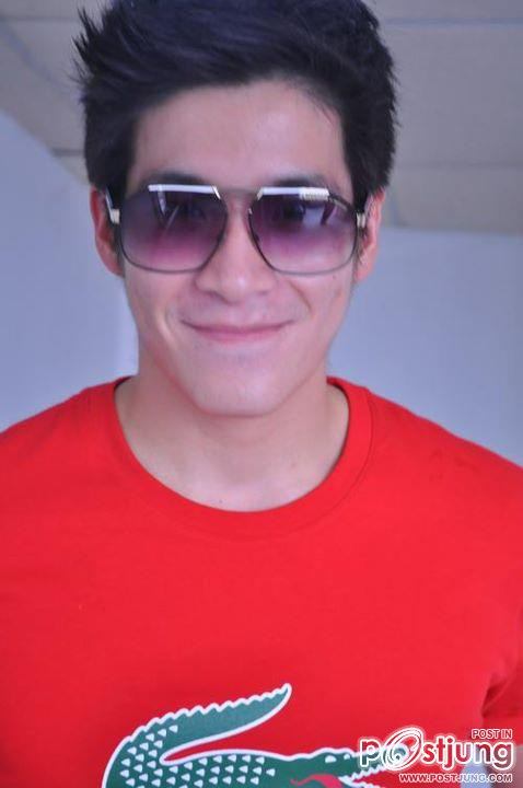 อาเล็ก  ธีรเดชจ๋า ฟินๆ