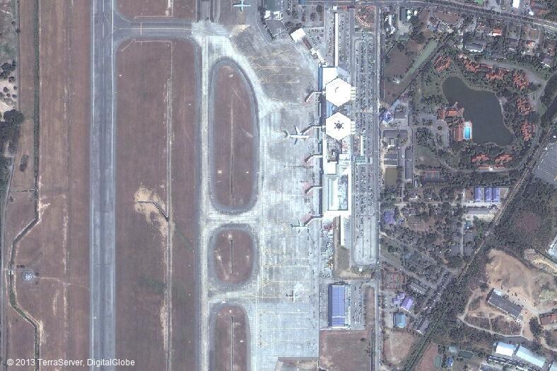 สนามบินในประเทศไทย ที่มีสะพานเทียบเครื่องบิน