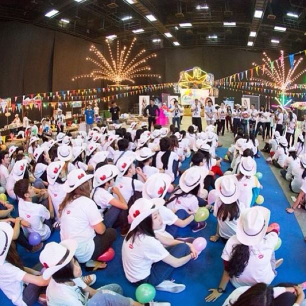 สนุกสุดเหวี่ยง! อั้ม จัดปาร์ตี้เลี้ยงแฟนคลับ ฉลองยอด IG ทะลุล้าน