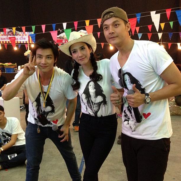 สนุกสุดเหวี่ยง! อั้ม จัดปาร์ตี้เลี้ยงแฟนคลับ ฉลองยอด IG ทะลุล้าน