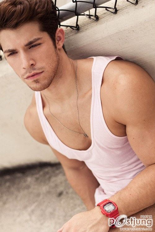 สุดแกร่งแข็งแรงๆ