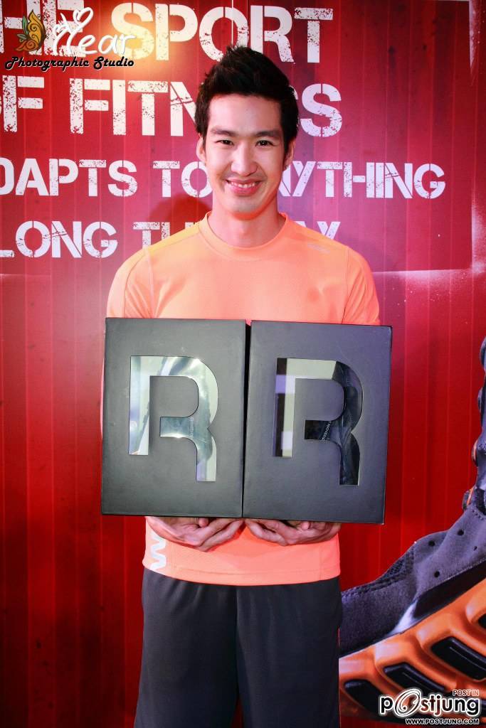 พี่เดี่ยวกับ...กับชุดสีส้ม