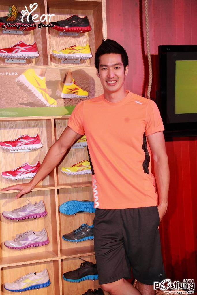 พี่เดี่ยวกับ...กับชุดสีส้ม