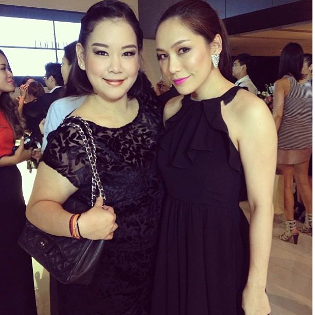 โมเม นภัสสร บุรศิริ  หรือ โมเมพาเพลิน