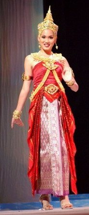 จันจิรา จันทร์โฉม-Miss Thailand Universe 2002