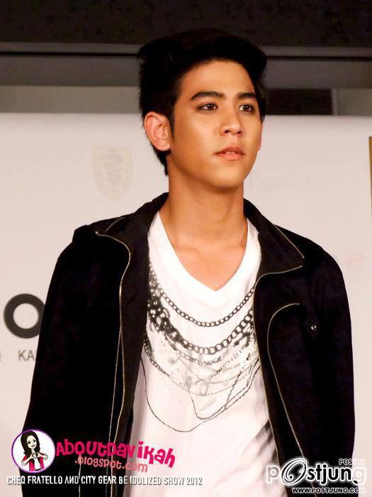 พอร์ซ...ยิ้มละลายหล่อผุดๆ