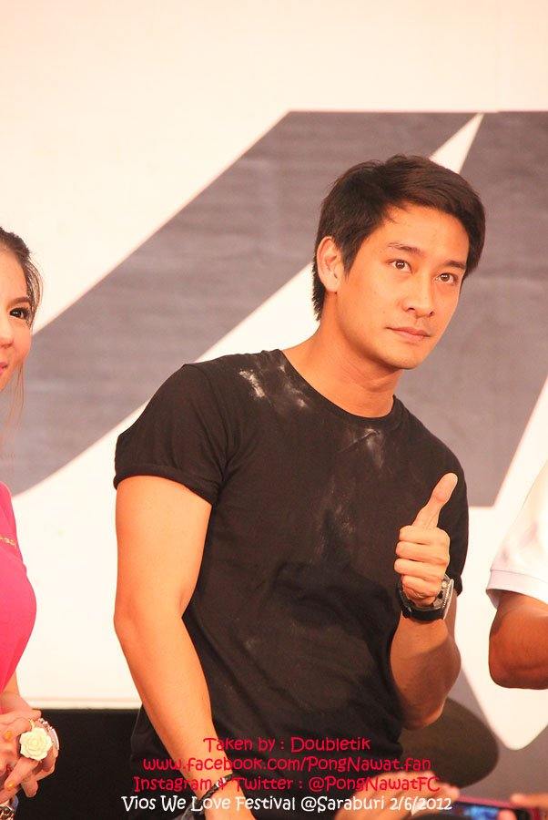 พี่ป้อง...ยิ้มน่าร๊ากกแอ๊รายย