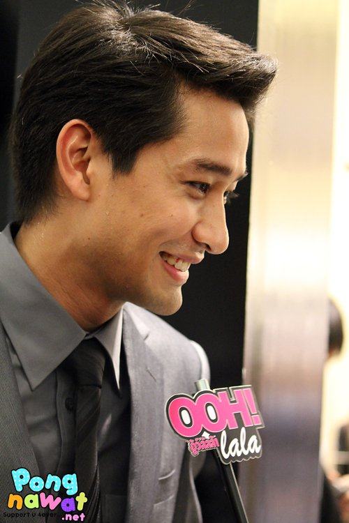 พี่ป้อง...ยิ้มน่าร๊ากกแอ๊รายย