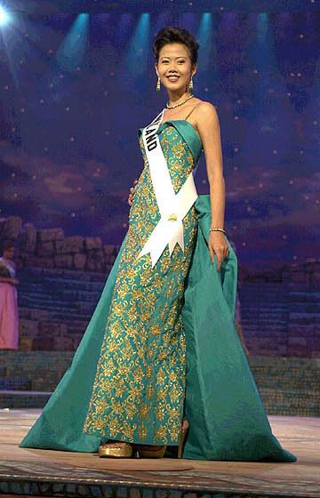Miss Thailand Universe 2000-กุลธิดา เย็นประเสริฐ