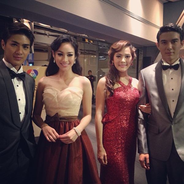 งาน 7 สีสังสรรค์ ดารามากันเพียบ