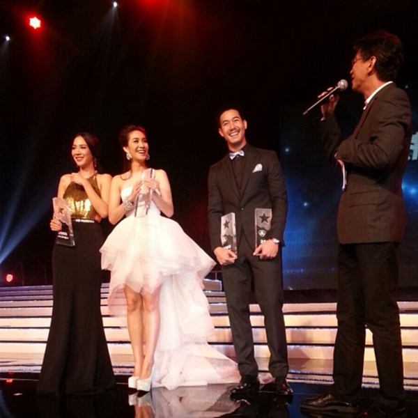 งาน 7 สีสังสรรค์ ดารามากันเพียบ