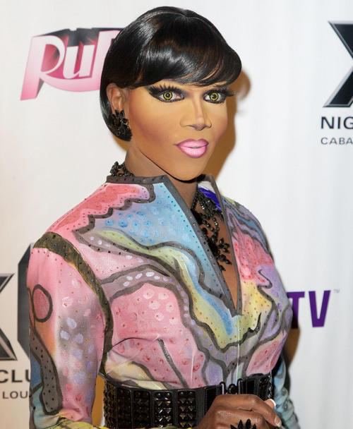 อยากเห็นหน้าจริงๆของนาง