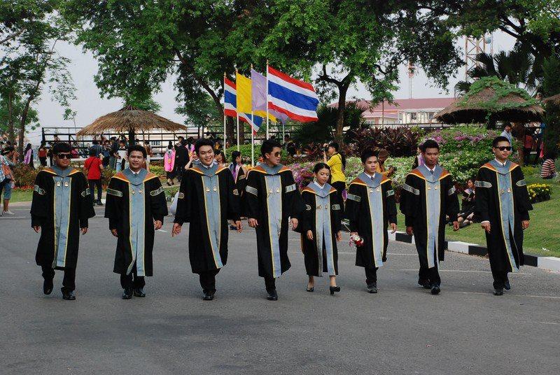 พิธีพระราชทานปริญญาบัตร มหาวิทยาลัยมหาสารคาม ประจำปี 2555