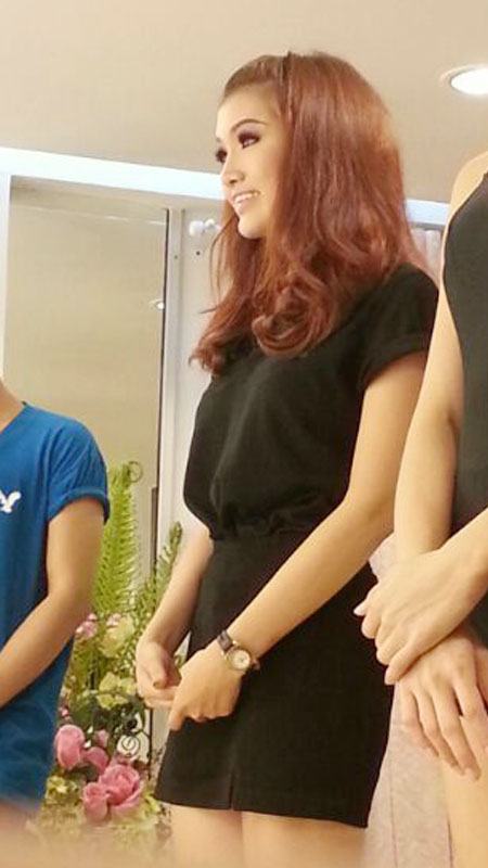 น้องปิ้ง ม.กรุงเทพ ผู้เข้าประกวดมีสทิฟฟานี่