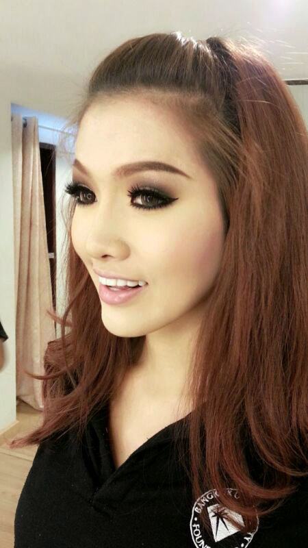 น้องปิ้ง ม.กรุงเทพ ผู้เข้าประกวดมีสทิฟฟานี่