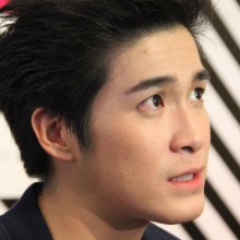 อาเล็ก  ธีรเดช หลงไหลๆ