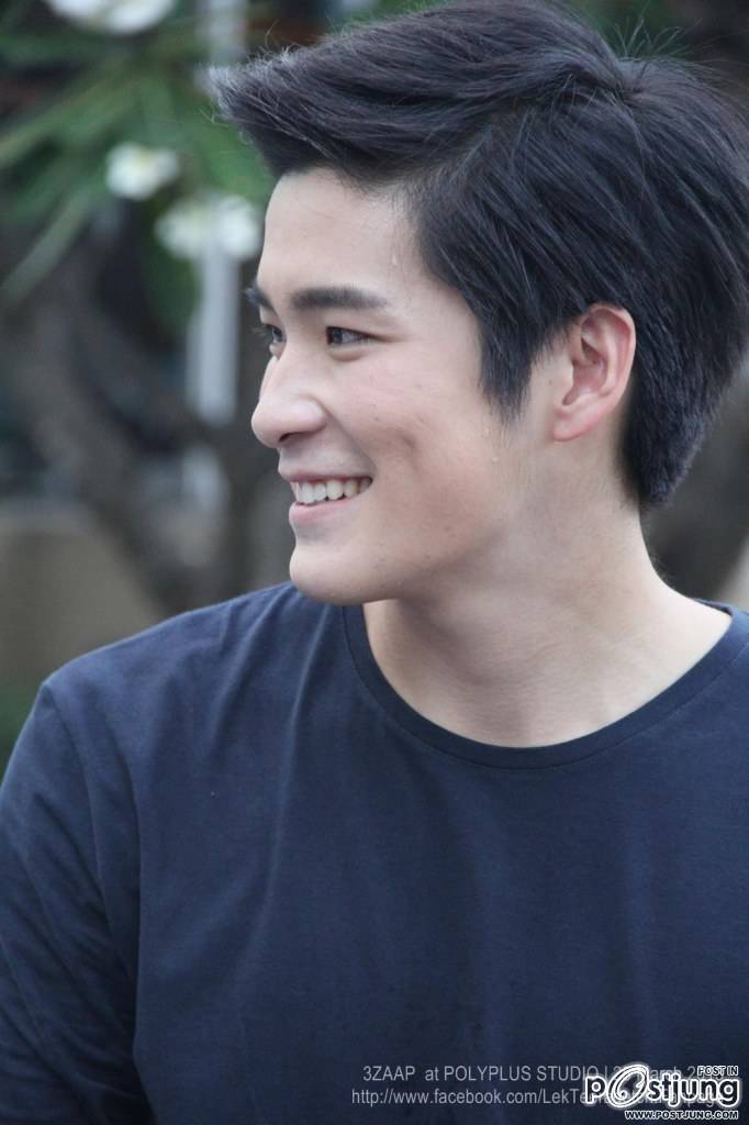 อาเล็ก  ธีรเดช หลงไหลๆ