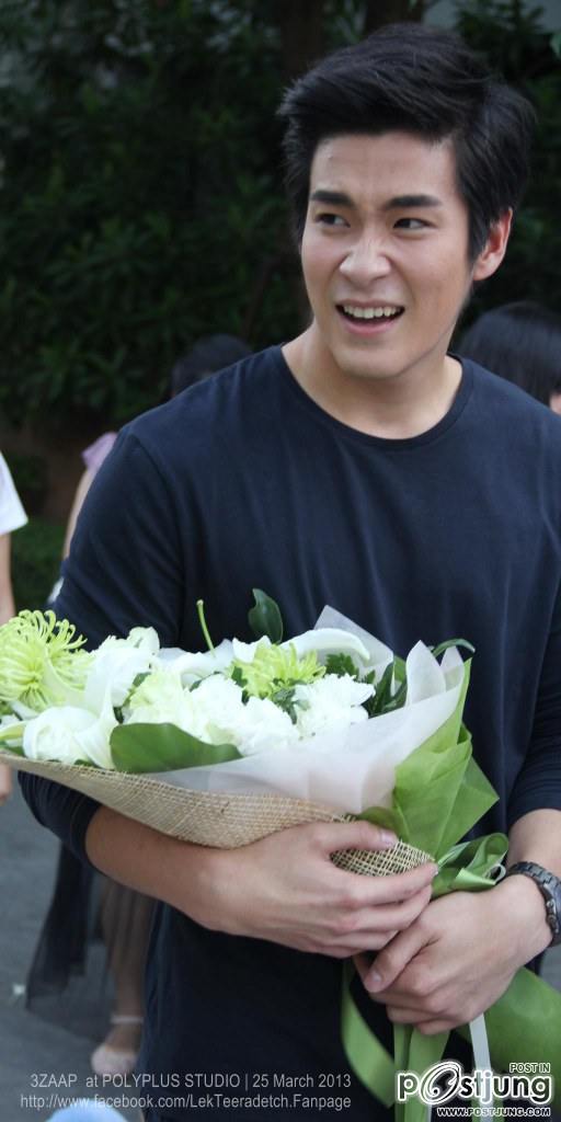 อาเล็ก  ธีรเดช หลงไหลๆ