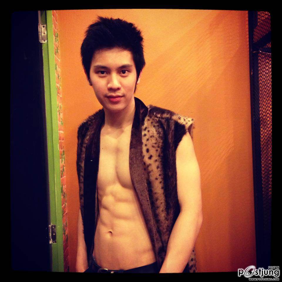 หล่อลาก...เข้าห้องดีฟ่า