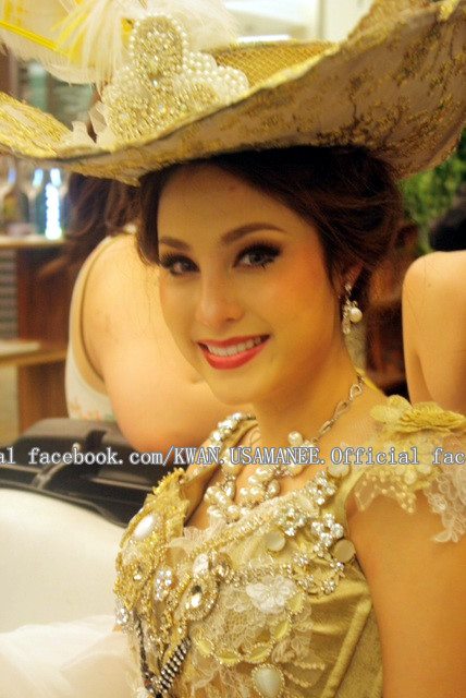 ขวัญ อุษามณี @ งานพิริยะพูล