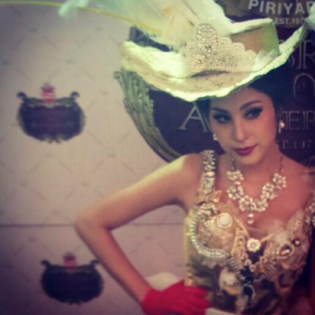 ขวัญ อุษามณี @ งานพิริยะพูล