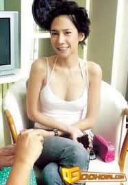 อั้ม  ก่อน แต่งหน้า  สวยป่ะ