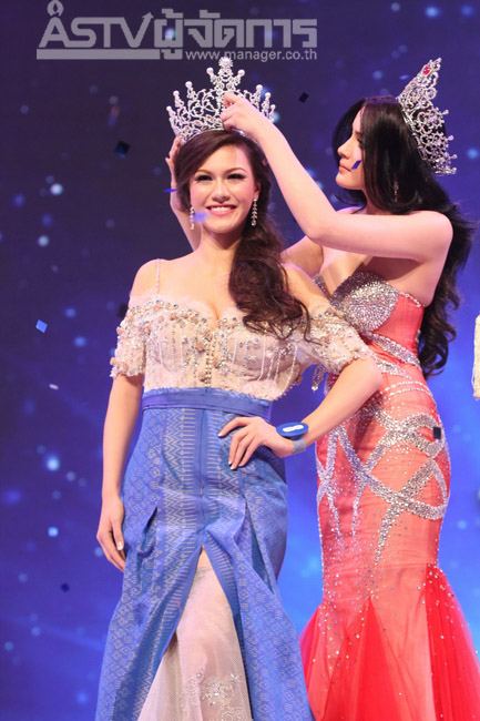 สาวลูกครึ่งไทย-สวิสคว้ามงกุฏมิสไทยแลนด์เวิลด์2013