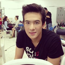 เจมส์ มาร์ หนุ่มหล่อ มาแรง ในบทคุณชายรณพีร์