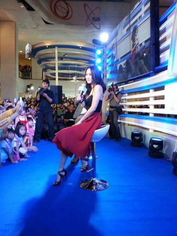 อั้ม พัชราภา ยังฮอท...ดาราหญิงค่าตัวแพงที่สุด2013 (ของจริง)!!