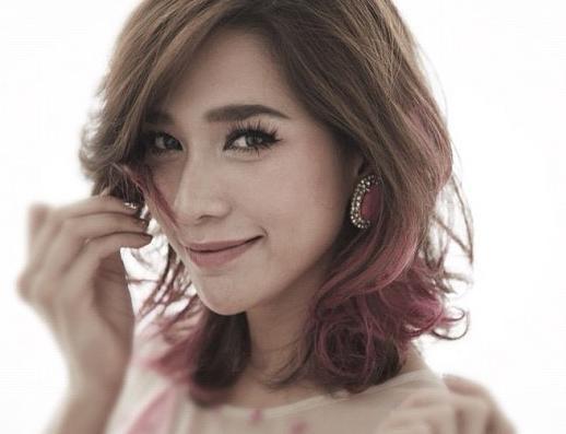 ชมพู่ พลอย ดาราหญิงแถวหน้าของช่อง3 ช่องคุณภาพของประเทศไทย