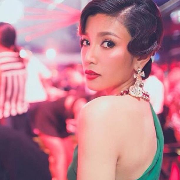 เอมมี่ มรกต สวยเซ๊กซี่