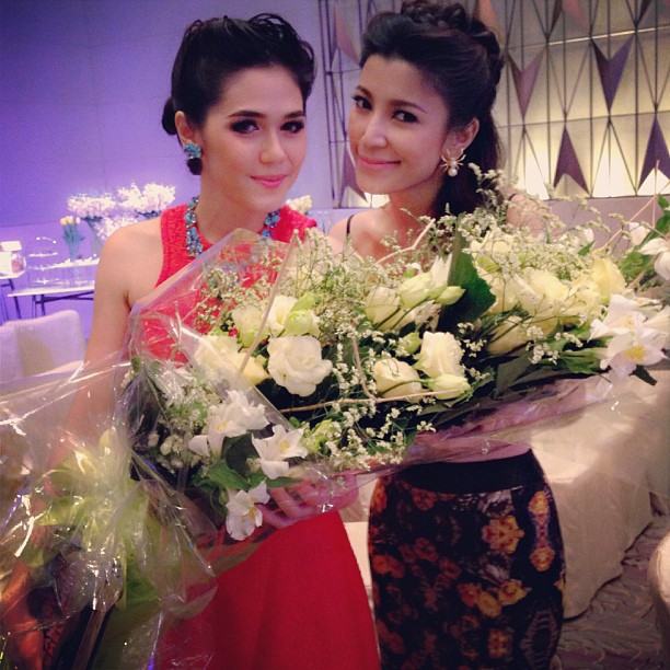 เอมมี่ มรกต สวยเซ๊กซี่