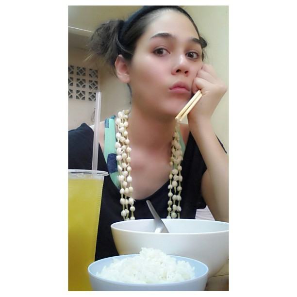 สุขสันต์วันสงกรานต์ จาก ชมพู่