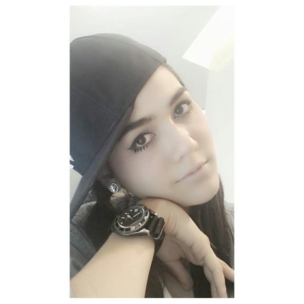 สุขสันต์วันสงกรานต์ จาก ชมพู่