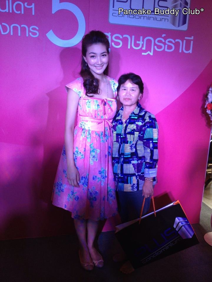 แพนเค้ก ในงานพลัส คอนโดฯ สุราษฏร์ธานี - 12/04/13