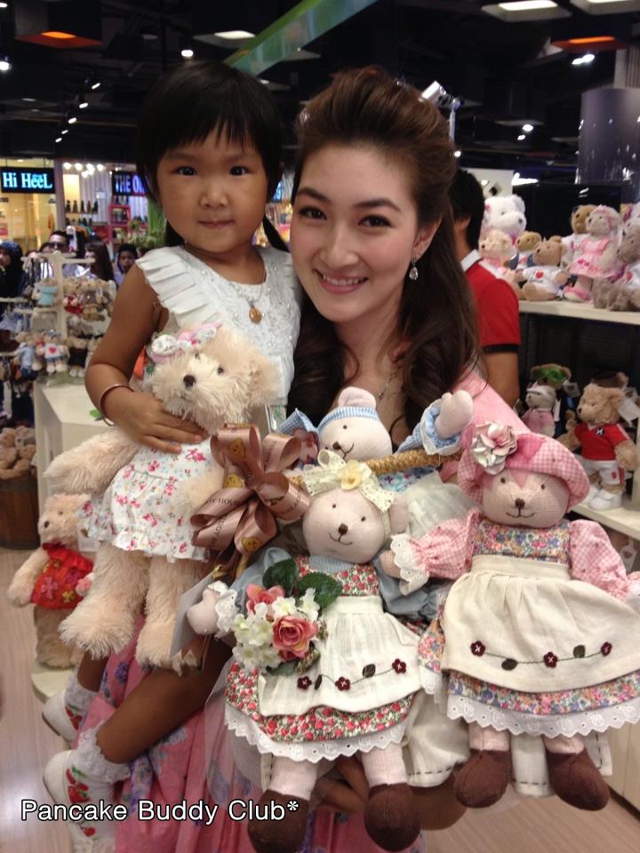 แพนเค้ก ในงาน Teddy House สุราษฏร์ธานี - 12/04/13