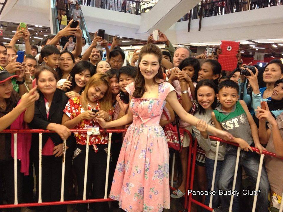 แพนเค้ก ในงาน Teddy House สุราษฏร์ธานี - 12/04/13