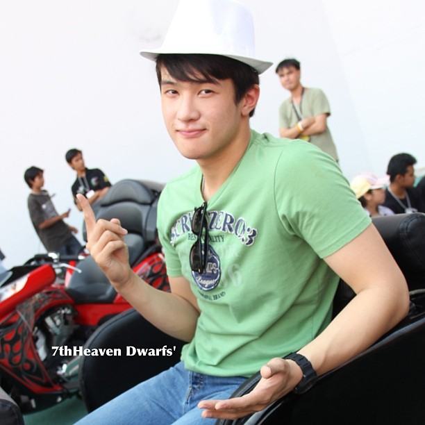 เจมส์ มาร์