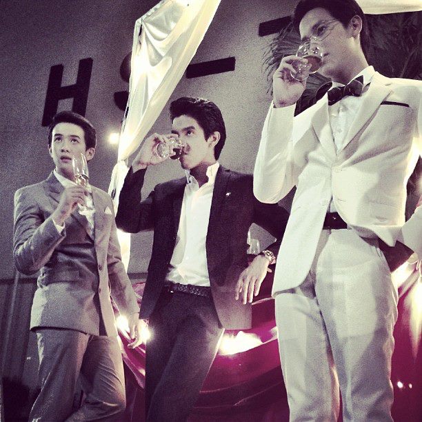 เจมส์ มาร์ พระเอกหน้าใสจาก คุณชายรณพีร์