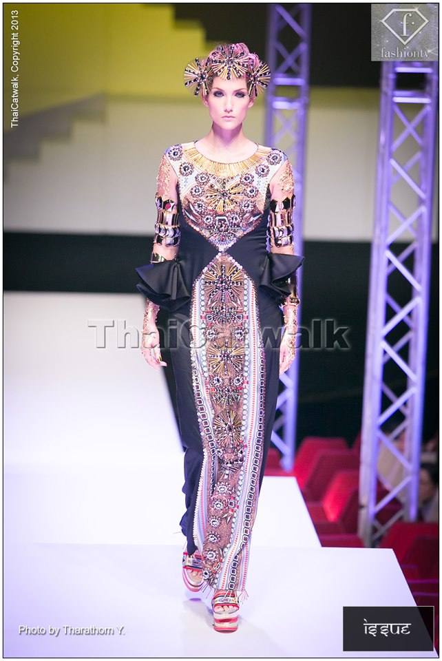 อัฟเดท ชมพู่ อารยา กับ >>>>>>>>>>>ชุดสุดหรู >>>>>>ราคาแพงมากกกกกกกกกกกกก