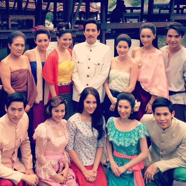 ภาพจากกองถ่าย เรือนเสน่หา กับบรรยากาศสุดพีเรียด