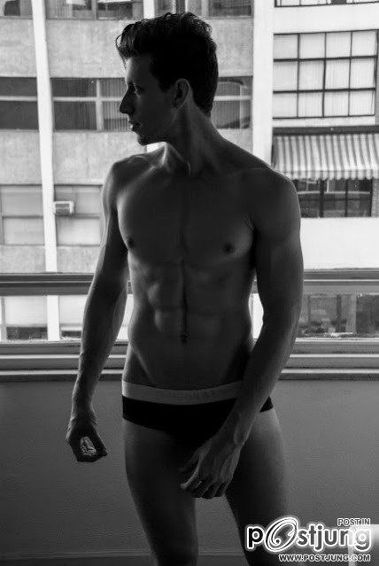 Thiago Jung &ndash; D.Hedral Underwear test shooting