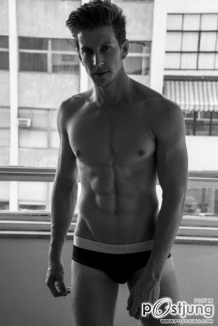 Thiago Jung &ndash; D.Hedral Underwear test shooting
