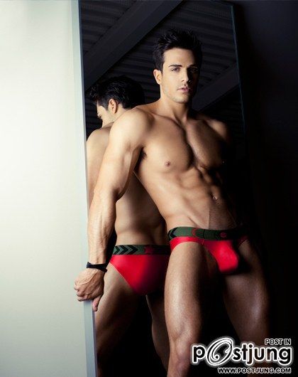 Gregg Homme : 2013 Collection : HQ images