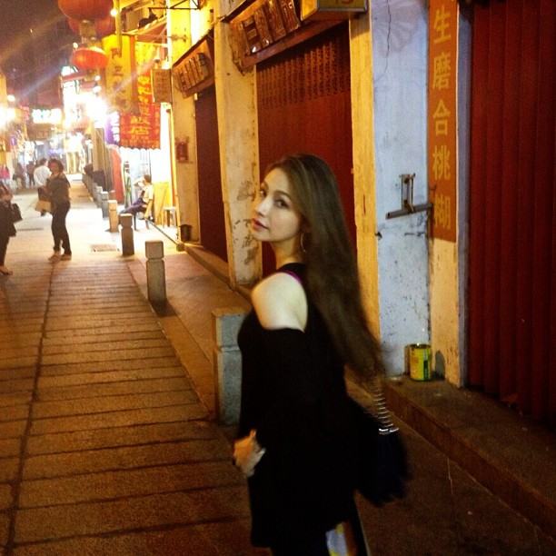 นาตาลี ณัฏฐินี เจียรวนนท์ ทายาทเจ้าของ CP สวย เก่ง รวย ไฮโซตัวแม่