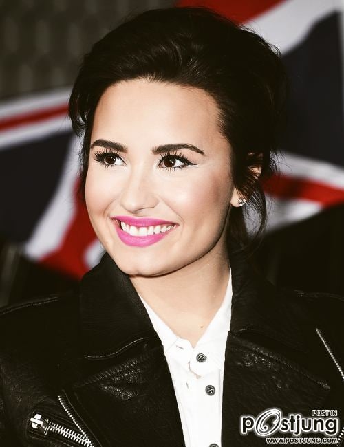 คนรักดาราสาวสวย 002 - Demi Lavato