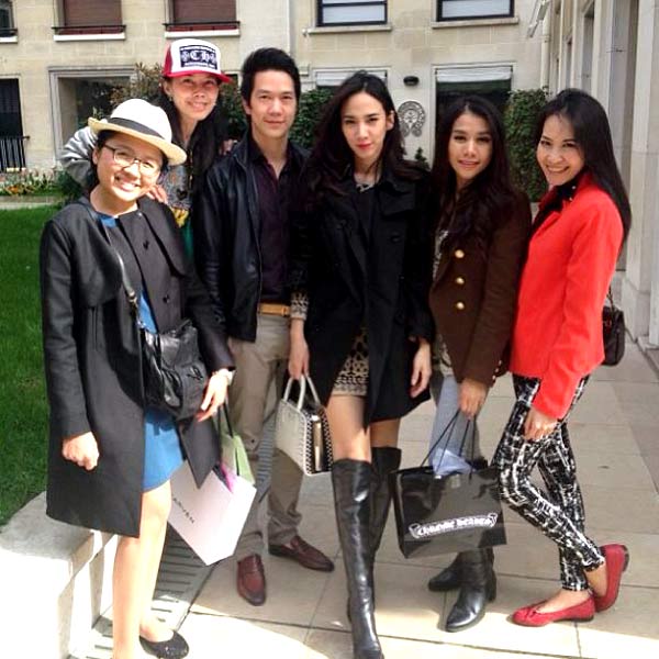 สวีทเว่อร์! ประมวลภาพสุดหวาน อั้ม - แอมป์ ที่ฝรั่งเศส