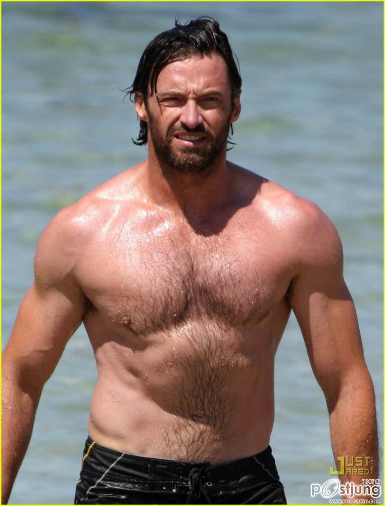 hughjackman-shirtless-six-pac
