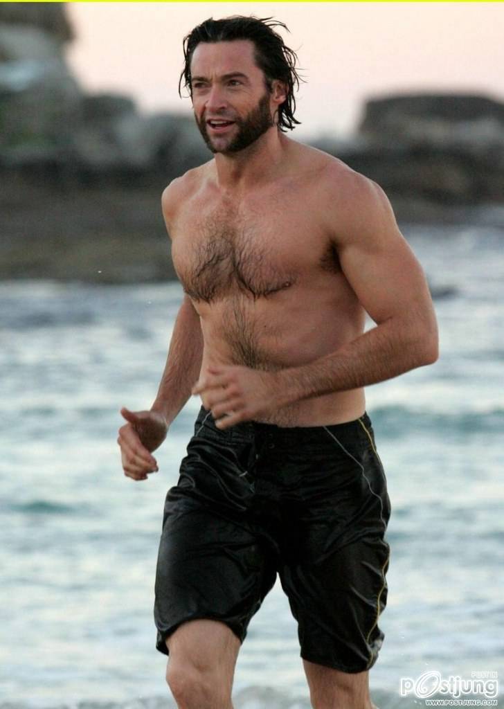 hughjackman-shirtless-six-pac